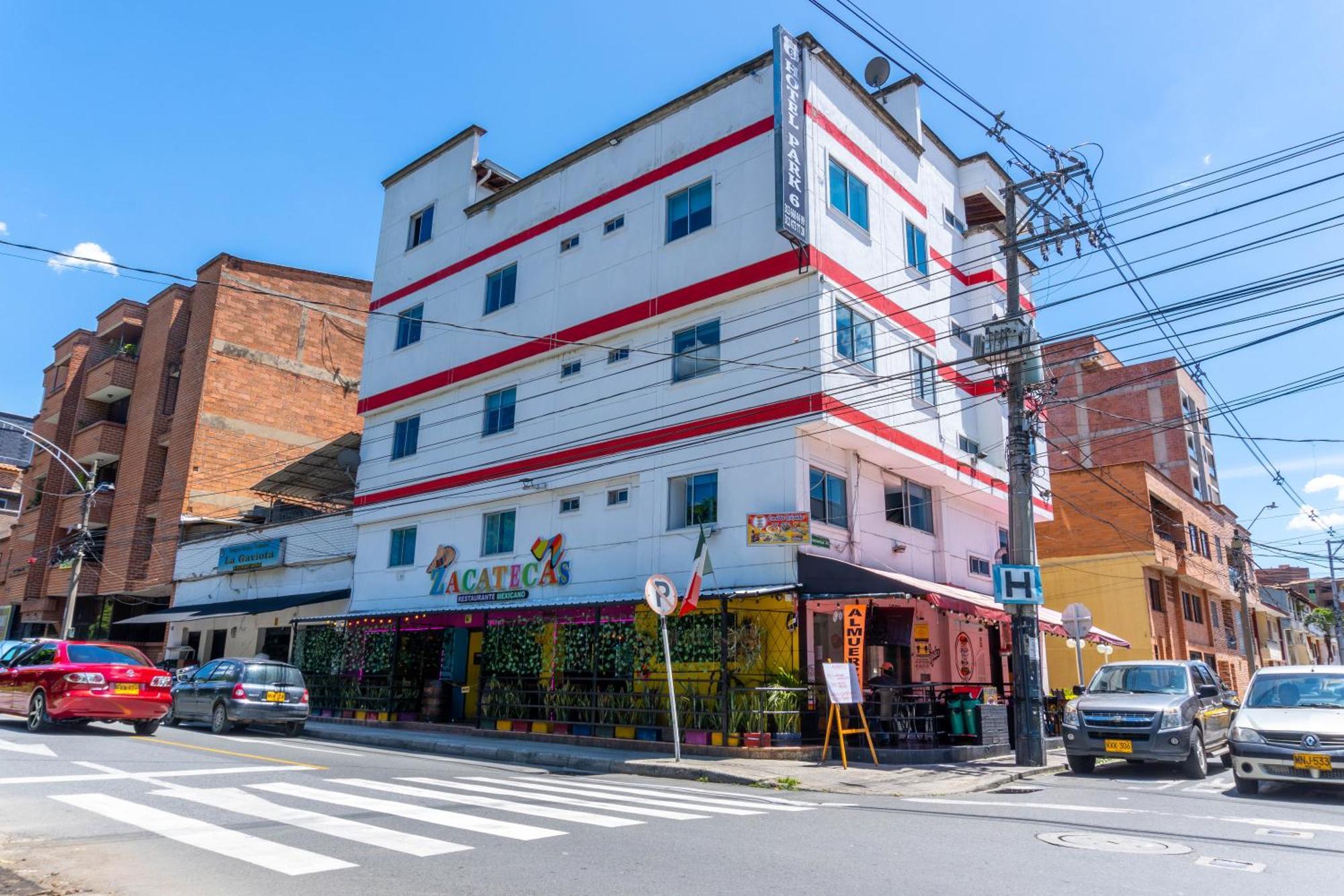 Hotel Park 6 Medellín Buitenkant foto